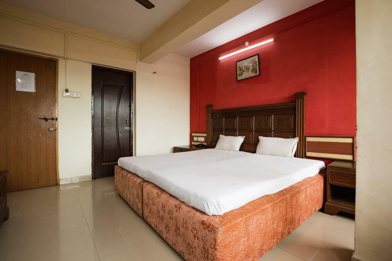 Spot On 6991 Hotel Poonam Madgaon Exterior photo